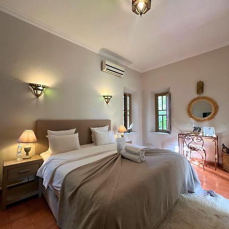 Villa Nour El Makina Exteriör bild