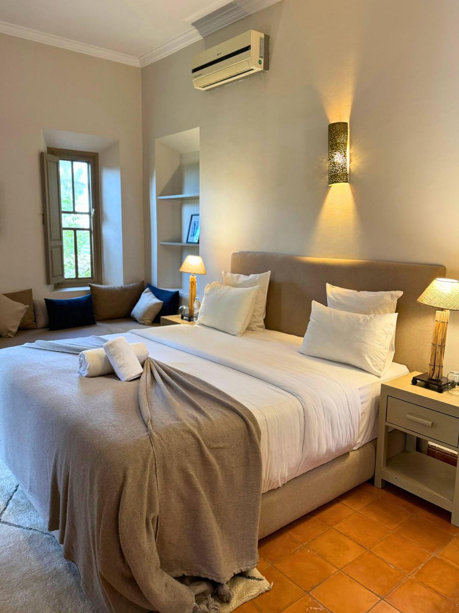 Villa Nour El Makina Exteriör bild